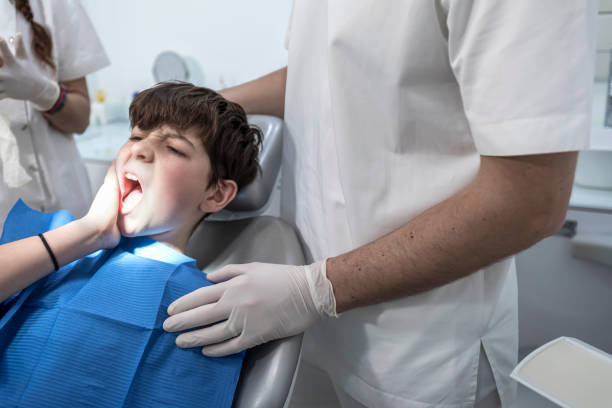 Best Dentist for Tooth Abscess  in Geneva, FL